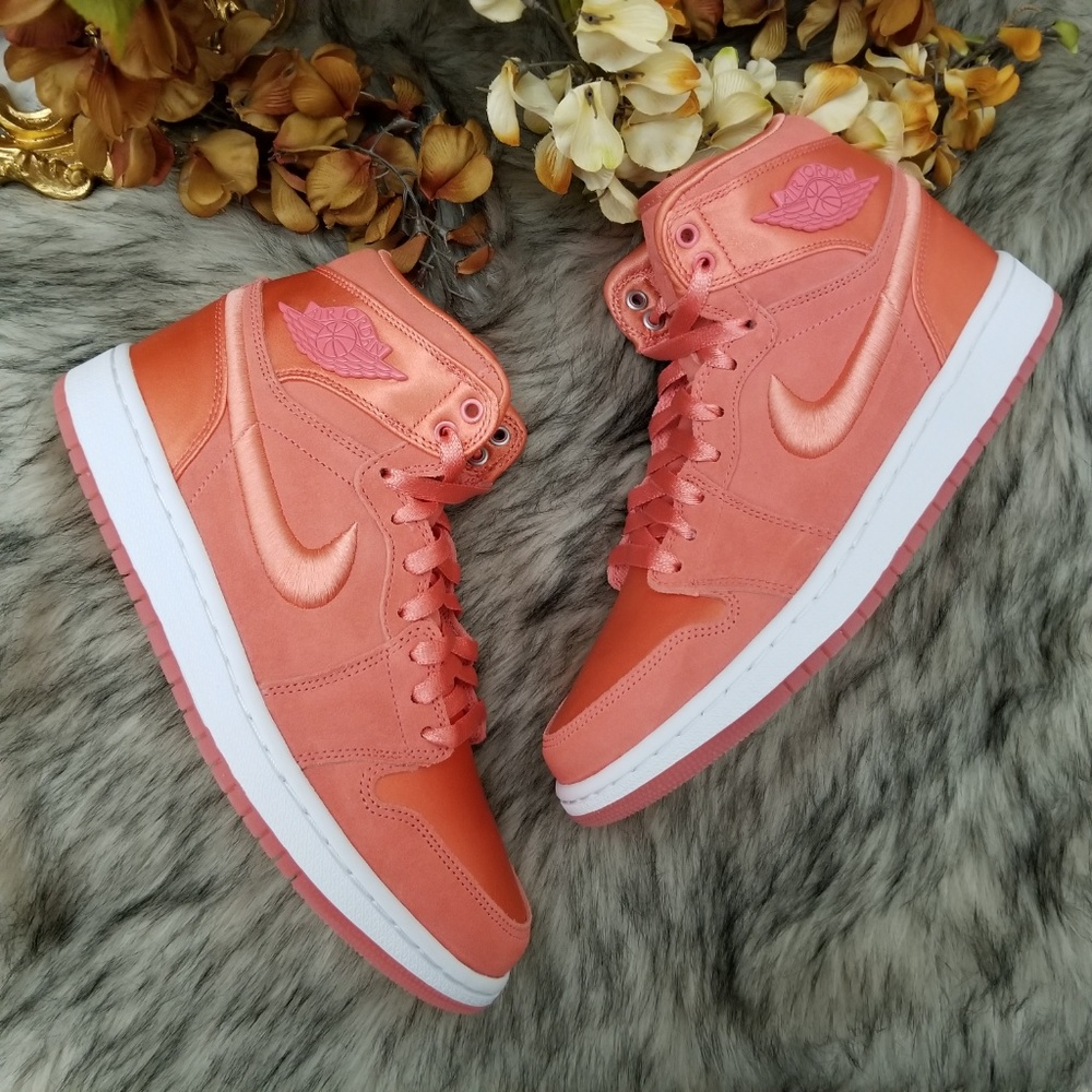 Air Jordan 1 Retro High SOH - Picture 3 of 8